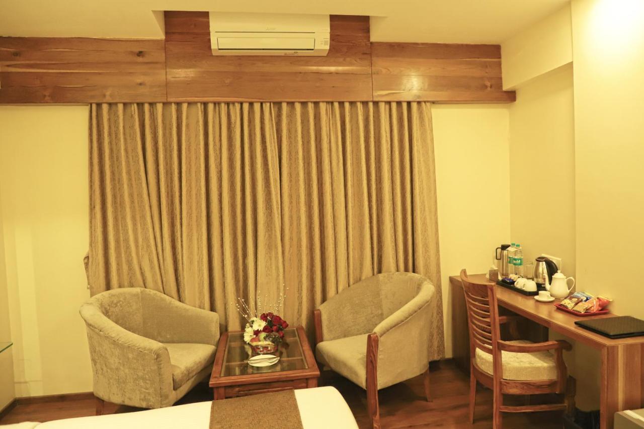 Sai Neem Tree Hotel Shirdi Εξωτερικό φωτογραφία