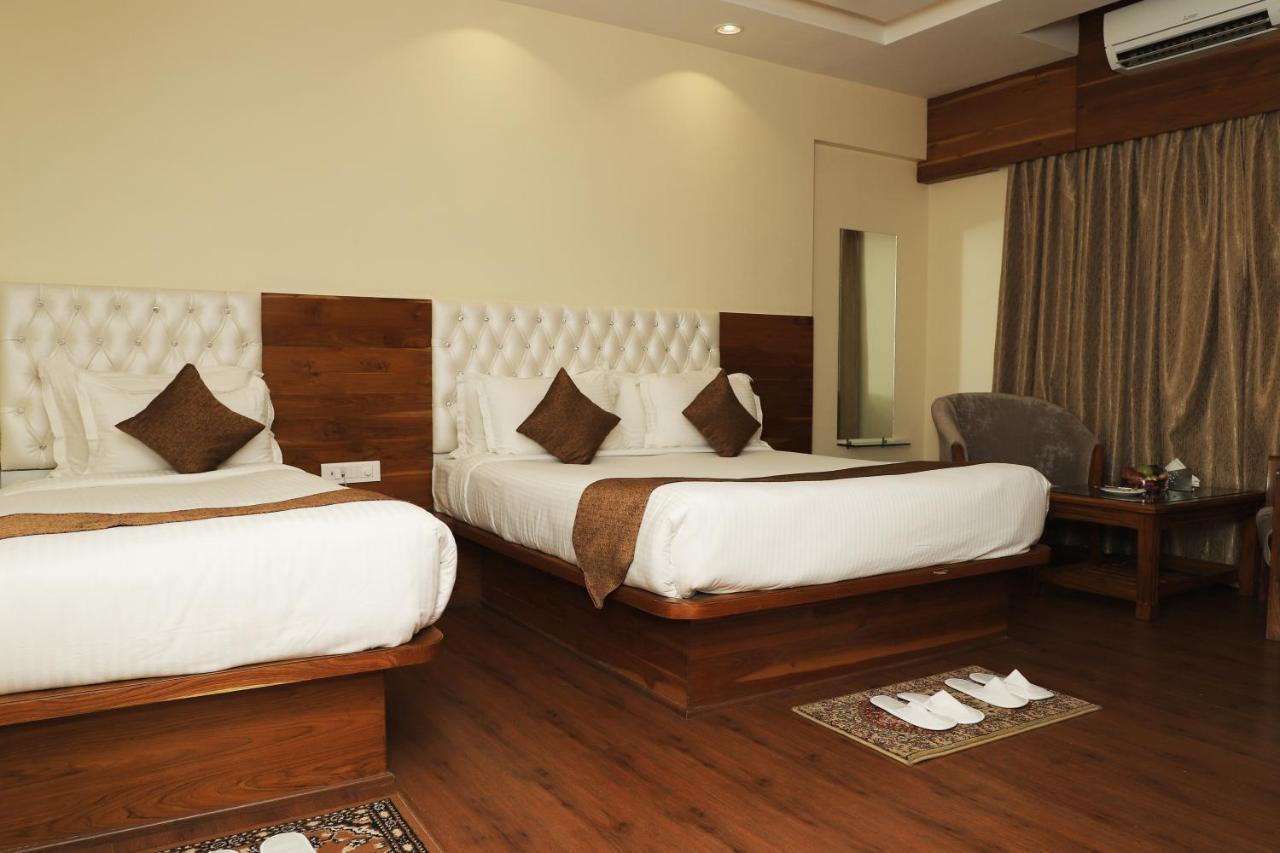 Sai Neem Tree Hotel Shirdi Εξωτερικό φωτογραφία