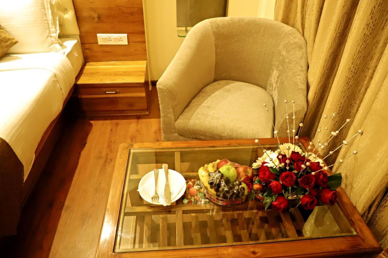 Sai Neem Tree Hotel Shirdi Εξωτερικό φωτογραφία