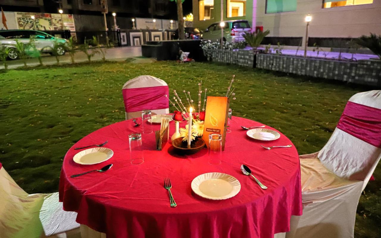 Sai Neem Tree Hotel Shirdi Εξωτερικό φωτογραφία